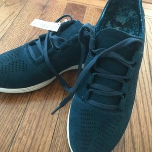 Brand new Under Armour suede shoes